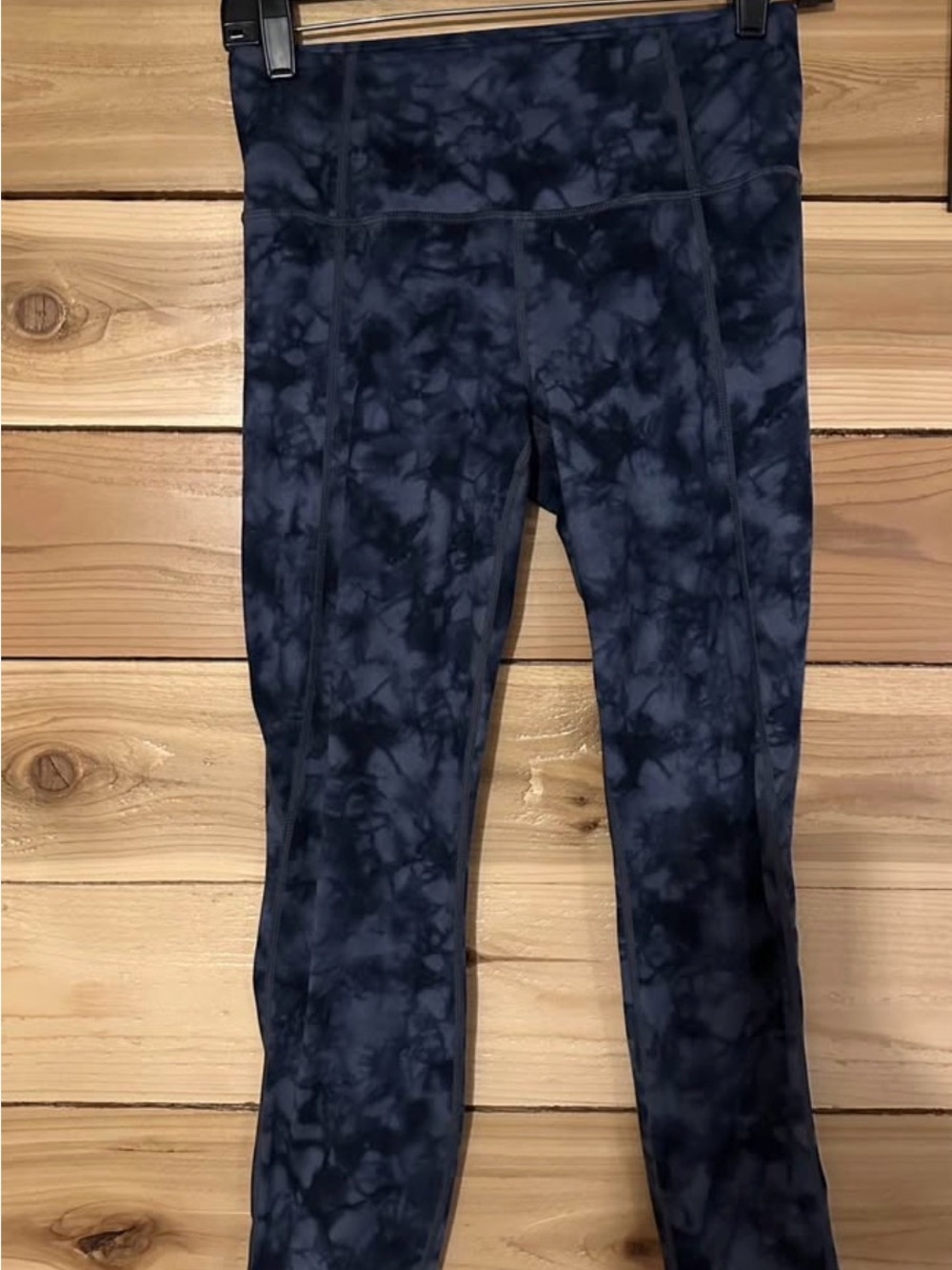Women’s tie-dye indigo Athleta leggings, size S